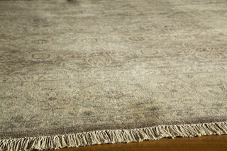 Momeni Palace PC-14 Taupe Area Rug Closeup