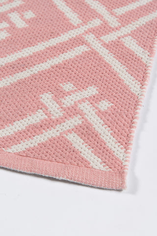 Momeni Palm Beach PAM-3 Pink Area Rug by MADCAP Main Image