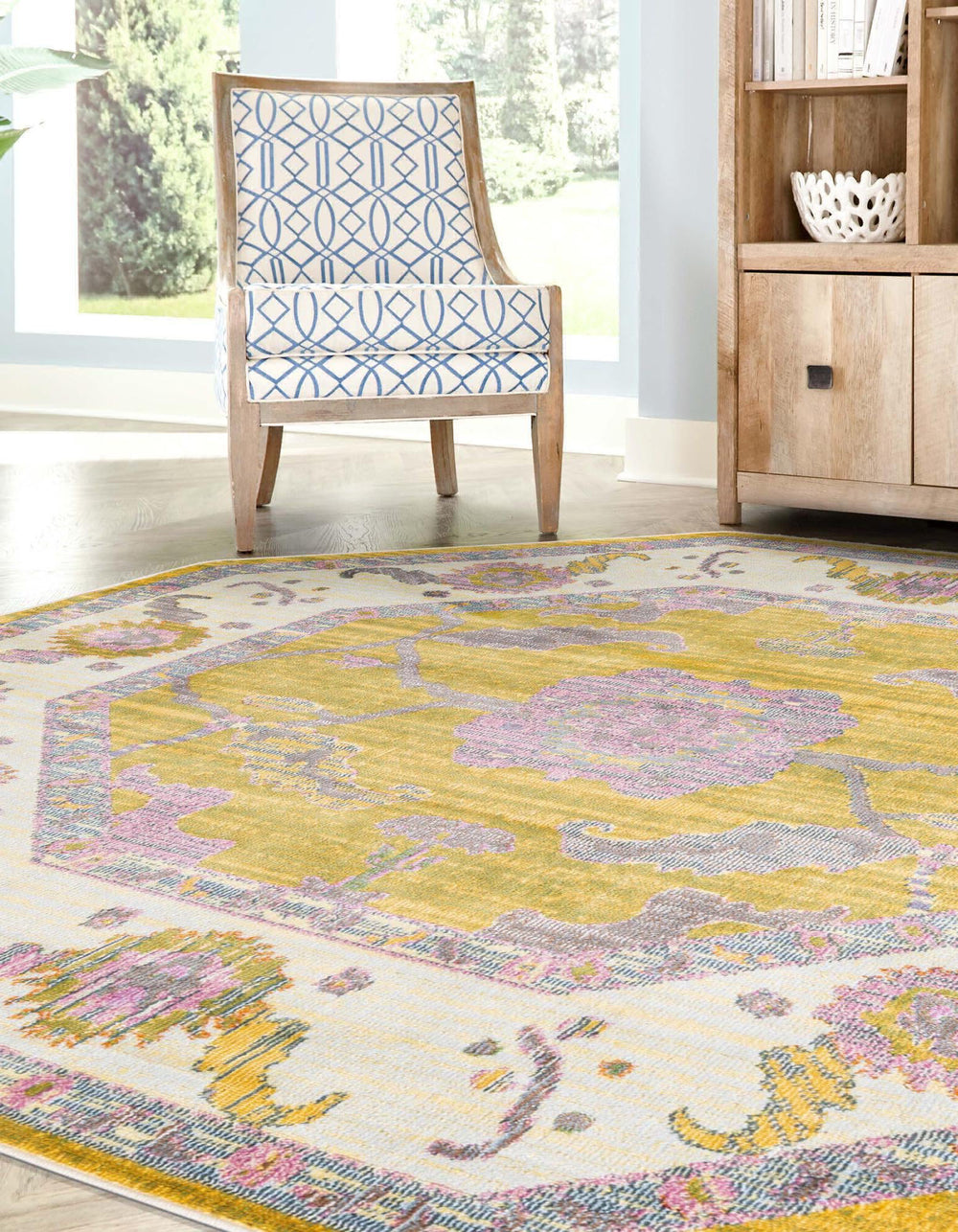 Unique Loom Paragon T-PRGN1 Green Area Rug Octagon Lifestyle Image Feature