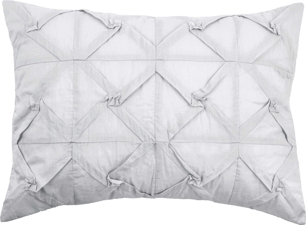 Rizzy BT1884 Carrington White Bedding main image