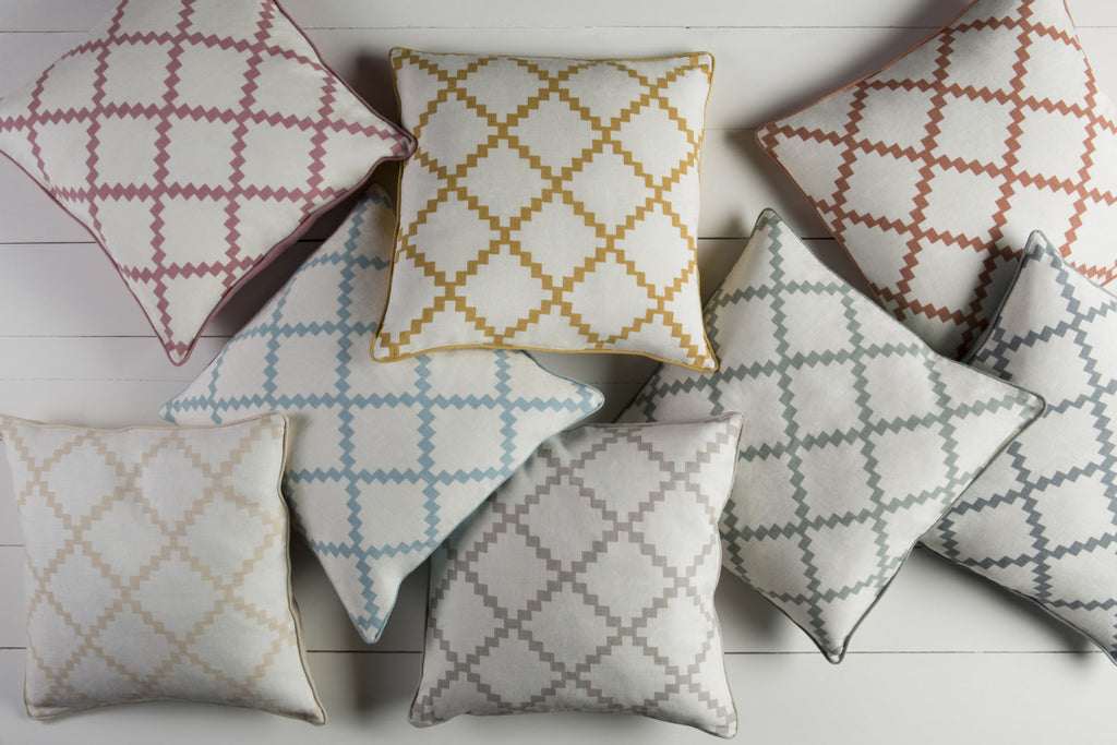 Surya Parsons PR002 Pillow Style Shot Feature