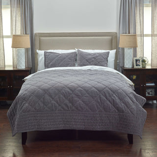 Rizzy BQ4192 Collin Gray Bedding Lifestyle Image