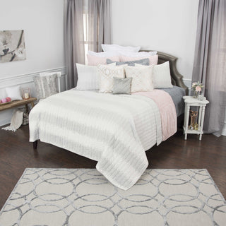 Rizzy BQ4429 Seismic Riff White Bedding Lifestyle Image