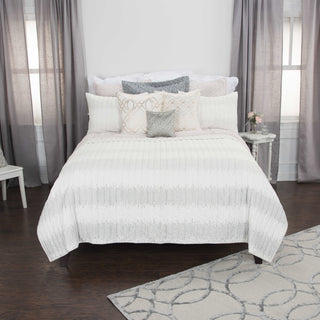 Rizzy BQ4429 Seismic Riff White Bedding main image