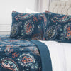 Rizzy BQ4460 Evanstar Blue Bedding Lifestyle Image