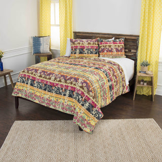 Rizzy BQ4508 Dash Mustard Bedding Lifestyle Image