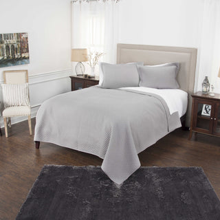 Rizzy BQ4518 Lydia Grey Gray Bedding Lifestyle Image