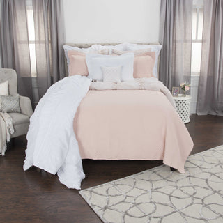 Rizzy BQ4520 Lydia Pink Bedding main image