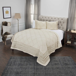 Rizzy BQ4526 Lyric Natural Bedding Lifestyle Image