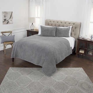 Rizzy BQ4566 Anthony Gray Bedding Lifestyle Image