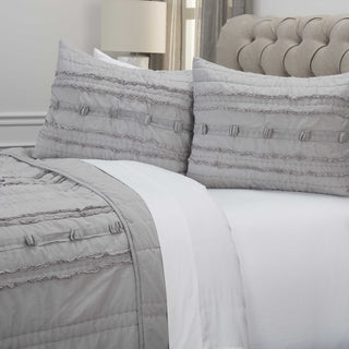 Rizzy BQ4580 Hattie Grey Gray Bedding Lifestyle Image