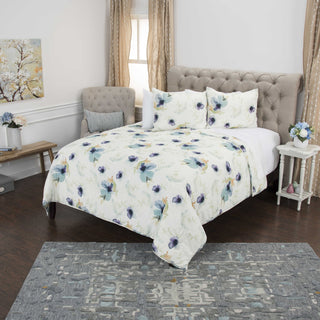 Rizzy BQ4587 Catrine White Bedding Lifestyle Image