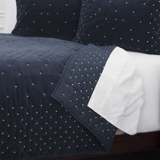 Rizzy BQ4930 Giavonna Indigo Navy Bedding Lifestyle Image