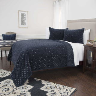 Rizzy BQ4930 Giavonna Indigo Navy Bedding Lifestyle Image