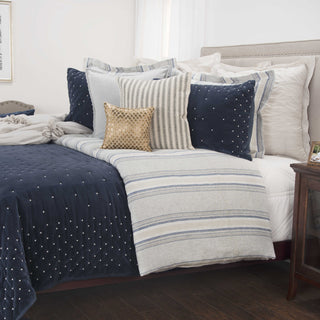 Rizzy BQ4930 Giavonna Indigo Navy Bedding Lifestyle Image