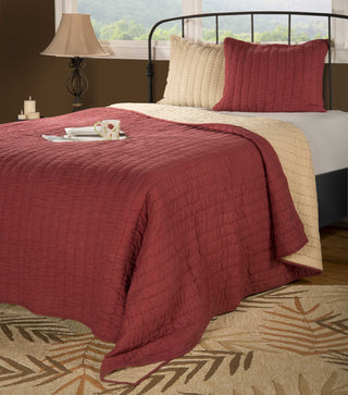 Rizzy BT1410 Gracie Red Bedding main image