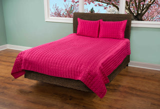 Rizzy BT1674 Satinology Pink Bedding main image