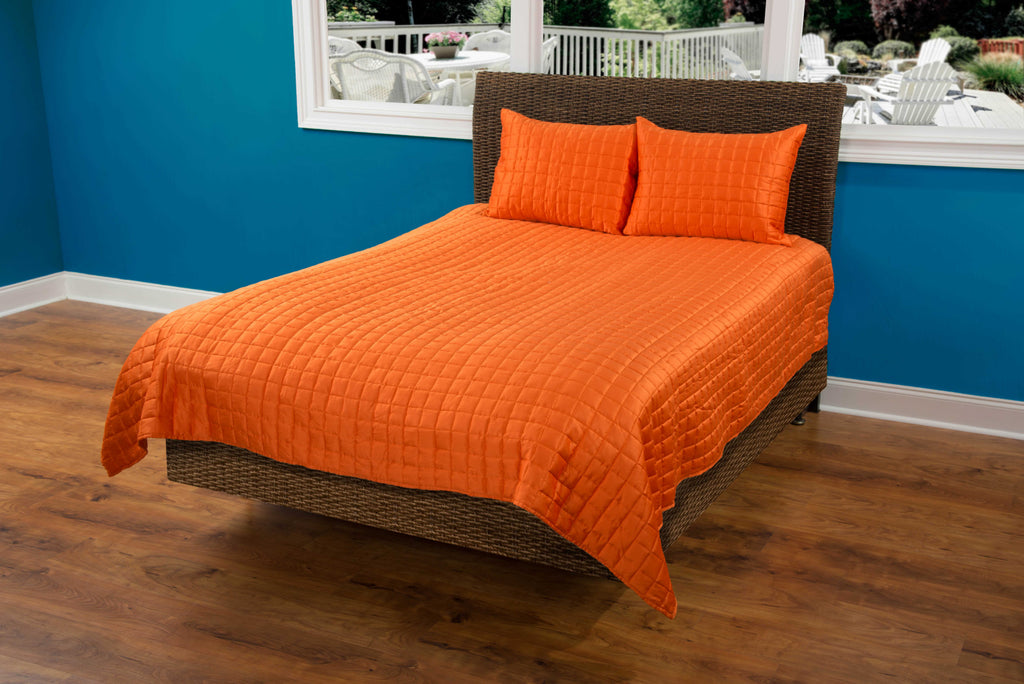 Rizzy BT1678 Satinology Orange Bedding main image
