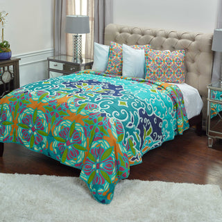 Rizzy BT1824 Gabby Blue Bedding Lifestyle Image