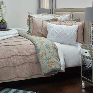 Rizzy BT3067 Calavera Blush Bedding Lifestyle Image