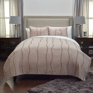 Rizzy BT3067 Calavera Blush Bedding Lifestyle Image