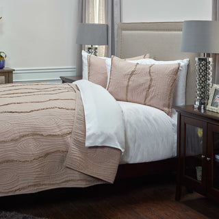 Rizzy BT3067 Calavera Blush Bedding Lifestyle Image