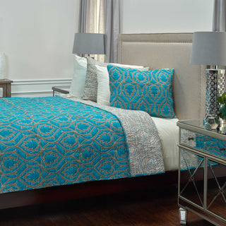 Rizzy BT3182 Trellis Blue Bedding Lifestyle Image