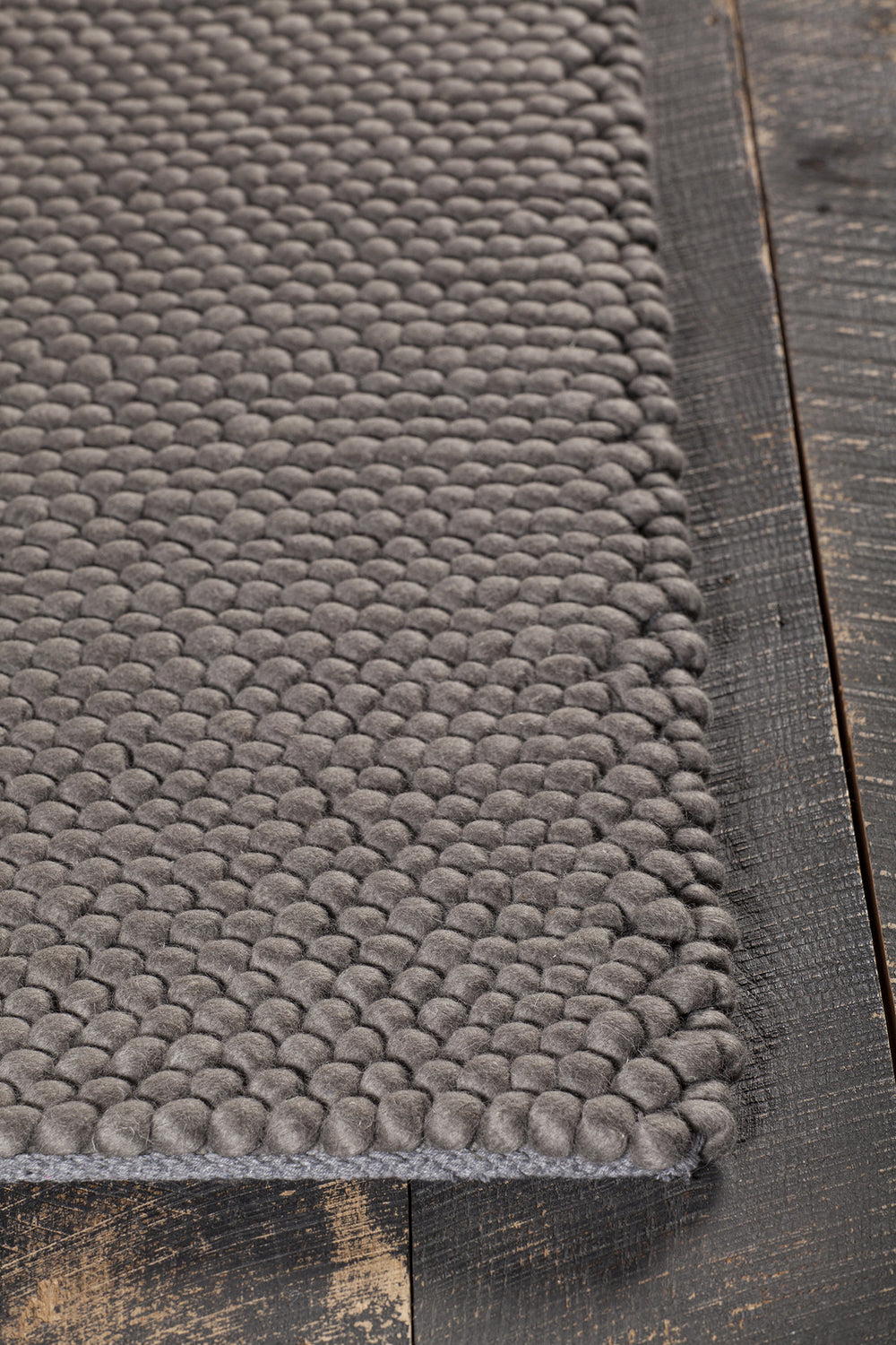 Chandra Quina QUI-42903 Area Rug Corner Shot Feature
