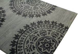 Bashian Rajapur R121-BN43 Grey Area Rug Alternate Shot Feature