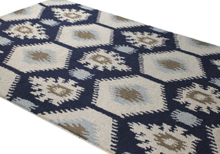 Bashian Rajapur R121-CAL912 Ivory/Navy Area Rug Alternate Shot