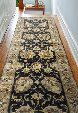 Bashian Wilshire R128-HG117 Black Area Rug Runner Room Scene