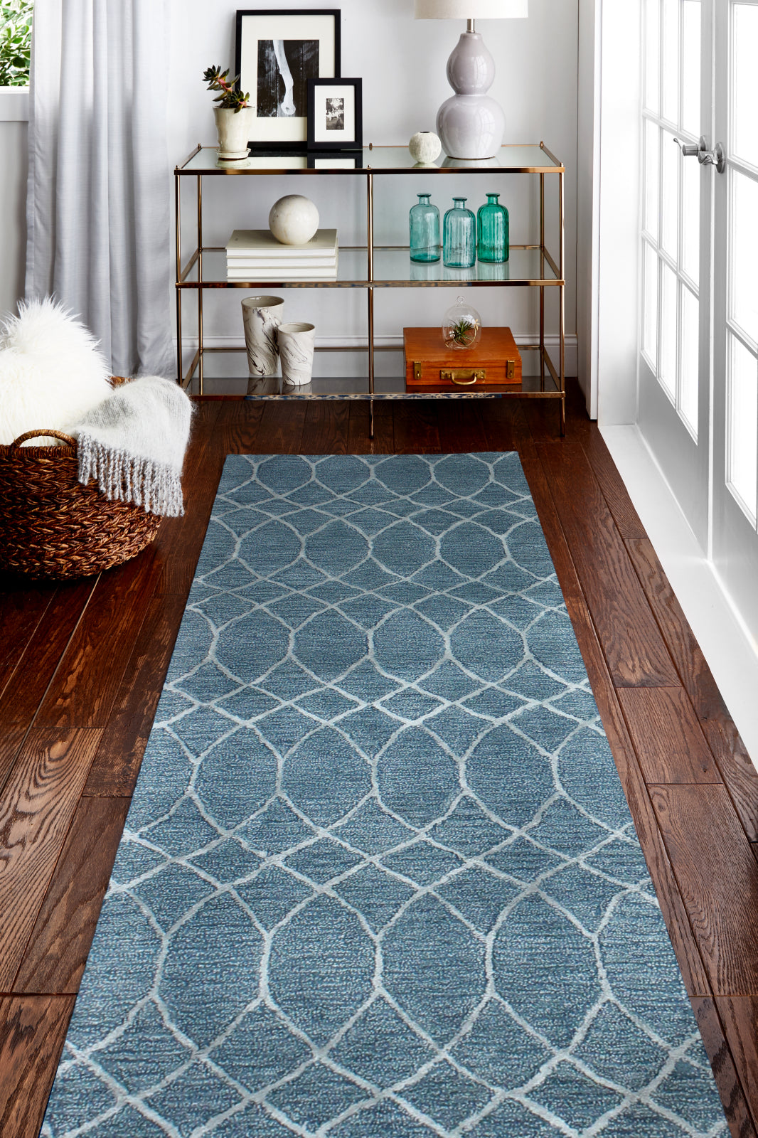 Bashian Greenwich R129-HG300 Azure Area Rug – Incredible Rugs and Decor