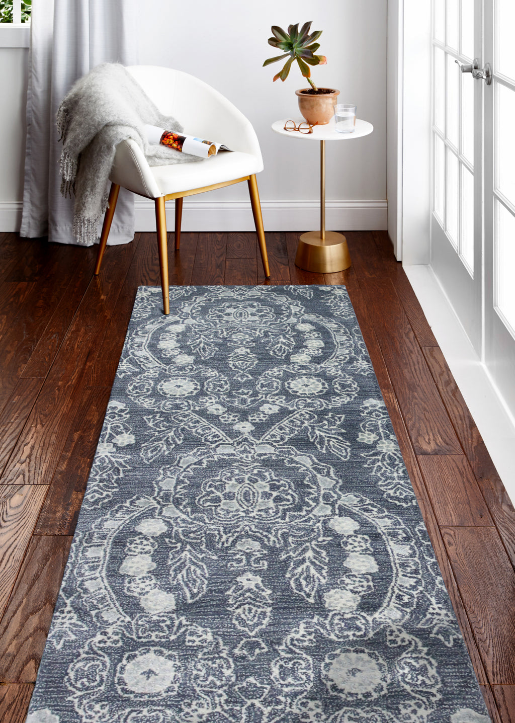 Bashian Greenwich R129-HG366 Area Rug Lifestyle Image Feature