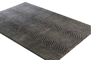 Bashian Greenwich R129-HG228 Grey Area Rug Alternate Shot Feature