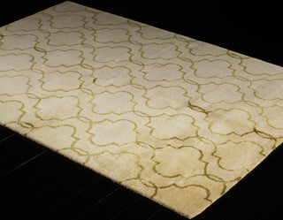 Bashian Greenwich R129-HG266 Ivory Area Rug Alternate Shot Feature