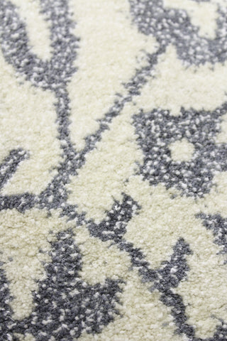 Bashian Greenwich R129-HG341 Ivory Area Rug Close up