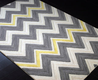 Bashian Verona R130-LC135 Ivory/Grey Area Rug Alternate Shot Feature