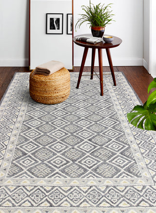 Bashian Valencia R131-AL124 Area Rug Lifestyle Image Feature