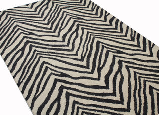 Bashian Valencia R131-BAL148 Ivory/Black Area Rug Alternate Shot Feature