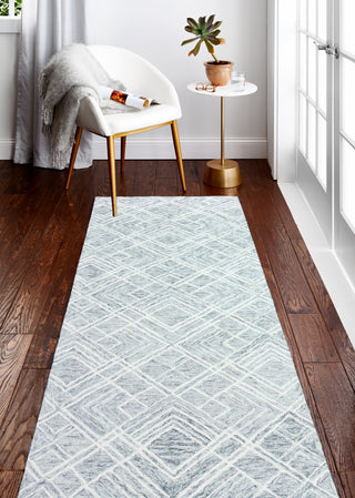 Bashian Valencia R131-AL126 Area Rug Lifestyle Image Feature