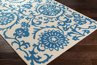 Artistic Weavers Rhodes Maggie RDS2314 Area Rug Corner Shot Feature