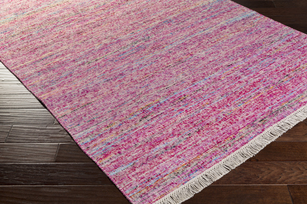 Surya Rex REX-4004 Area Rug Corner Shot Feature