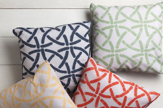 Surya Rain Overlapping Circles RG-001 Pillow 