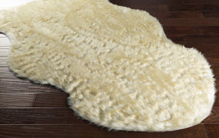 Surya Rajesh RJS-1003 Area Rug Corner Image Feature