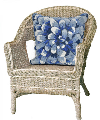 Trans Ocean Frontporch Mum Blue by Liora Manne