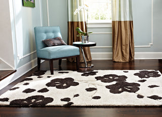 Loloi Enchant EN-08 Ivory / Expresso Area Rug Roomscene Feature