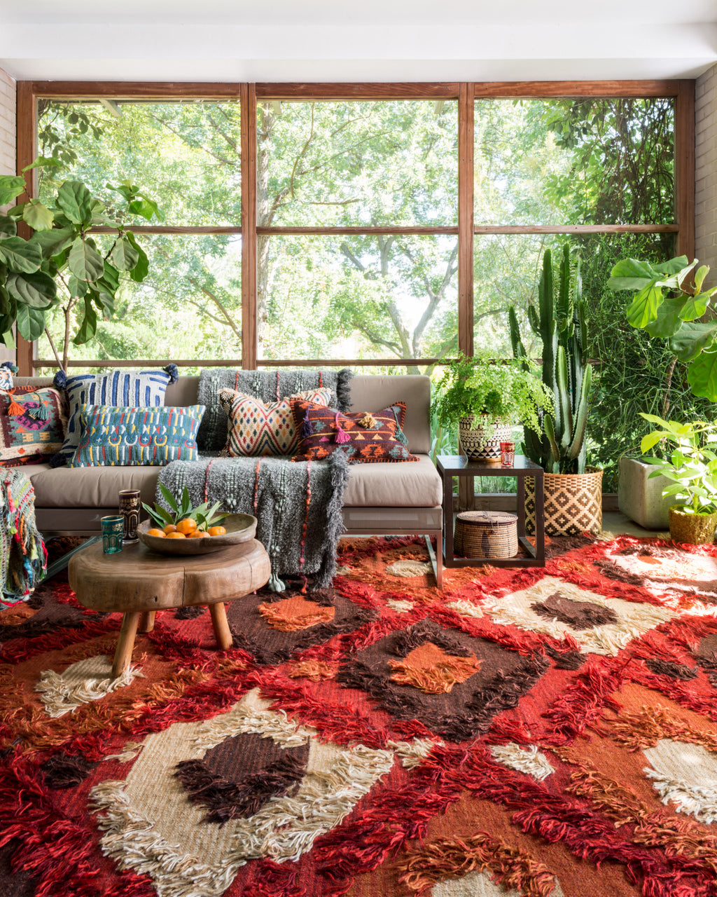 Loloi Fable FD-05 Spice Area Rug by Justina Blakeney Roomscene Feature
