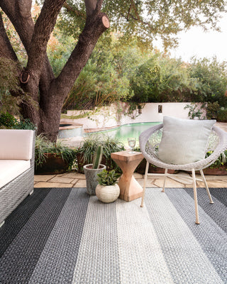 Loloi Garrett GA-04 Black / Ivory Area Rug Roomscene Feature