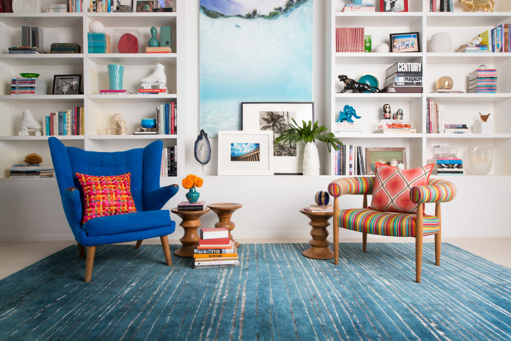 Loloi Hermitage HE-18 Ocean Area Rug Roomscene Feature