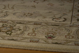 Momeni Royal RY-04 Ivory Area Rug Closeup